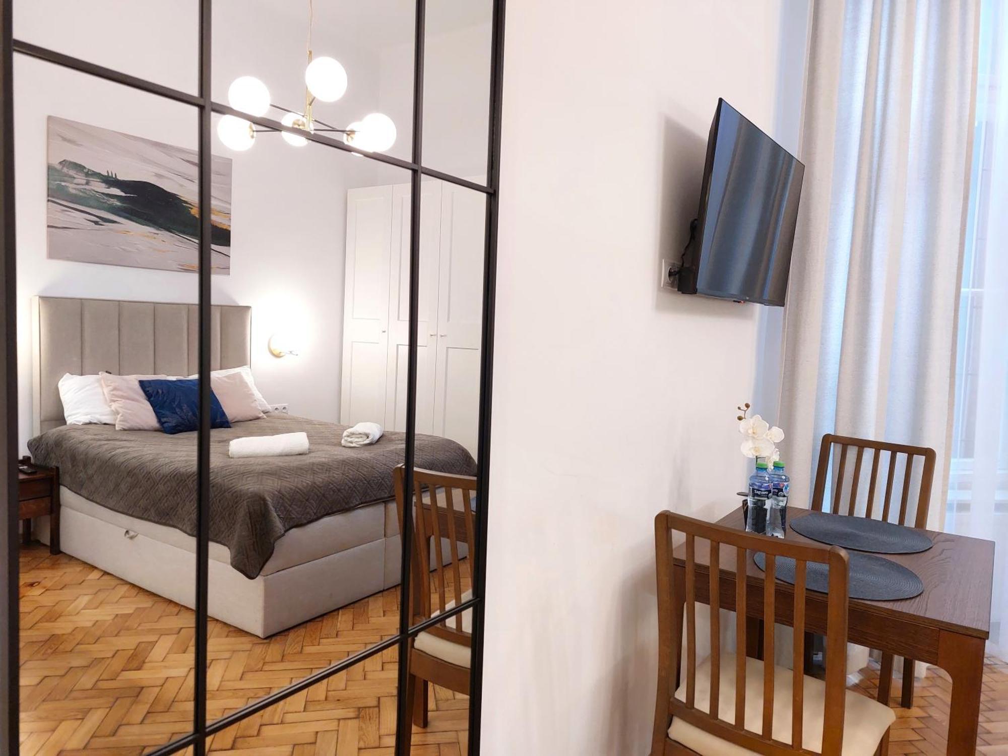 Unique Style Old Town - 25 Min From The Airport - By Homelike * Krakow